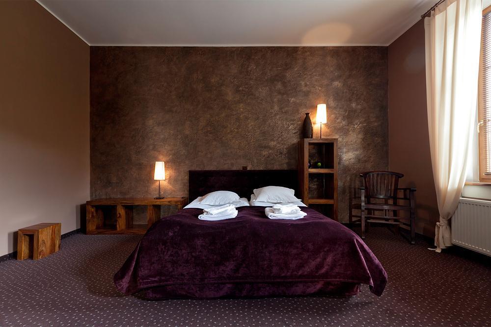 A' Propos Hotel, Restauracja, Club Wałbrzych Rom bilde