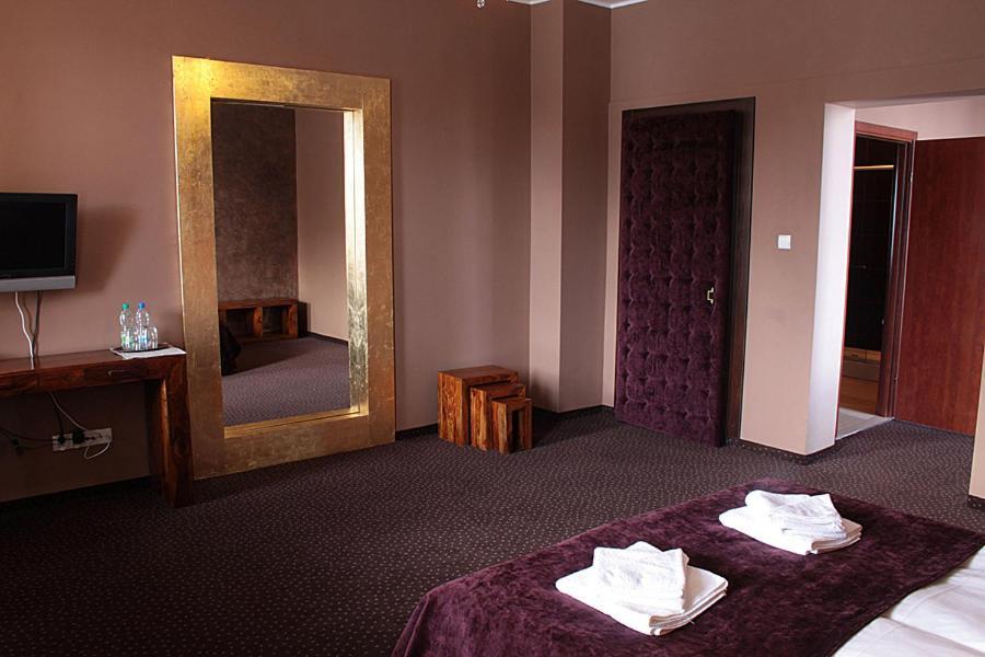 A' Propos Hotel, Restauracja, Club Wałbrzych Eksteriør bilde